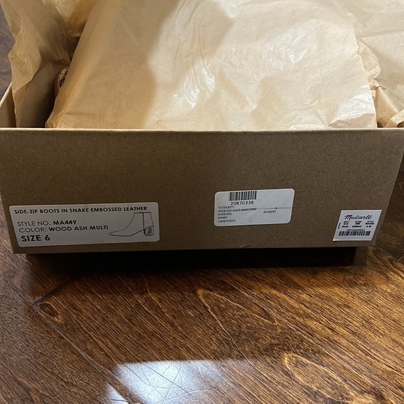 Madewell The Fiona Bootie in Wood Ash Multi Snake Embossed Leather Size 6 - Picture 8 of 8